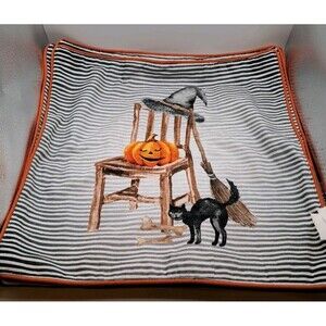 Max Studio Set of 4 Halloween placemats Black Cat Pumpkin Striped New Witch Hat